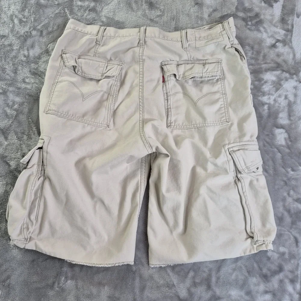 Levi's Workwear Cargo Shorts Mens 36 Beige Cotton Raw Hem 12 Inseam